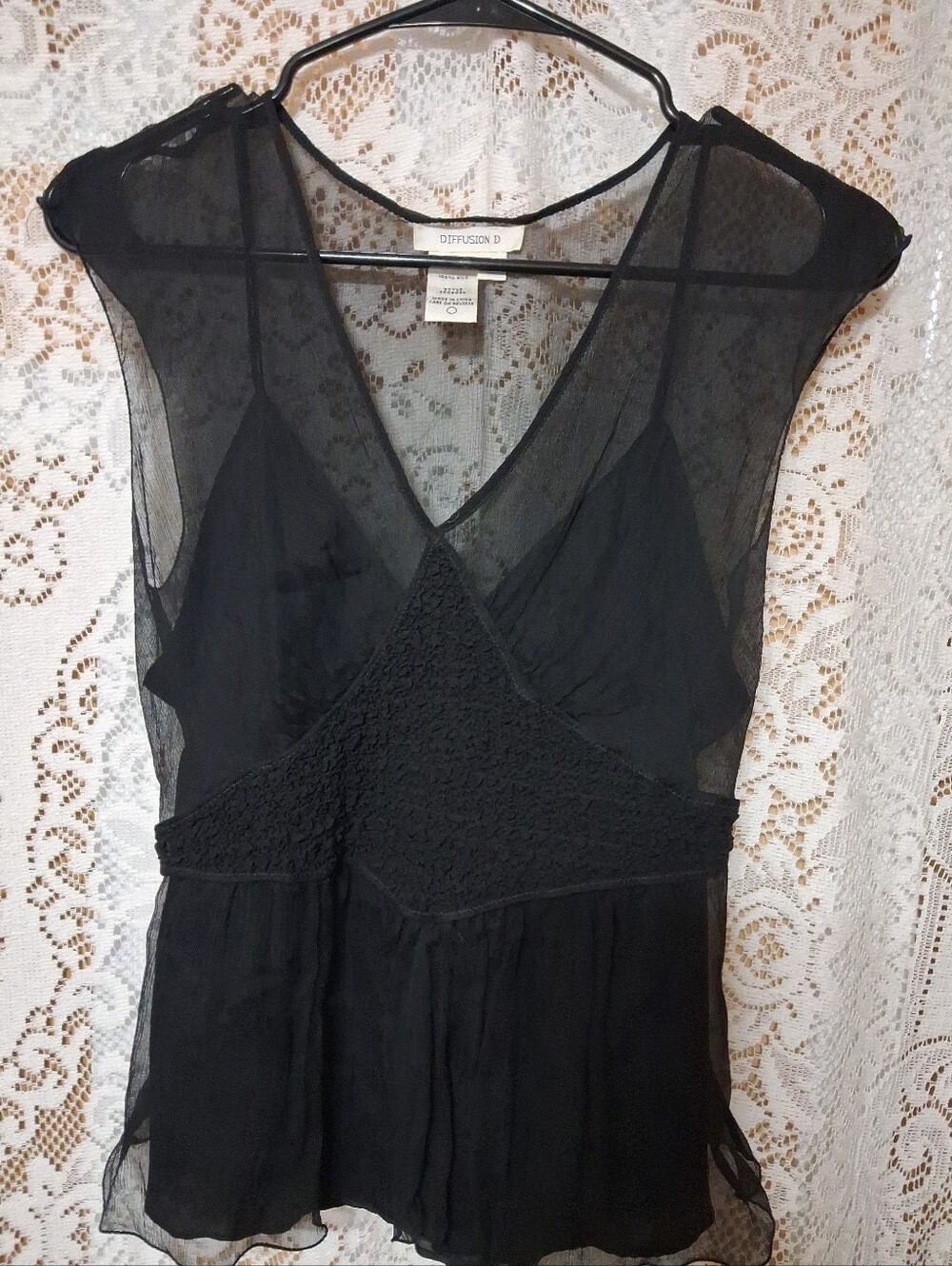 Diffusion Black 100 Percent Silk Sheer Blouse    W Camisole With Sheer Hem. Med.